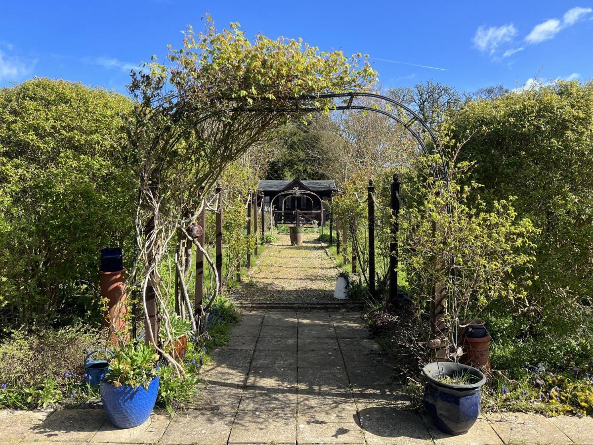 Bed and Breakfast The Courtyard Newmarket  Esterno foto